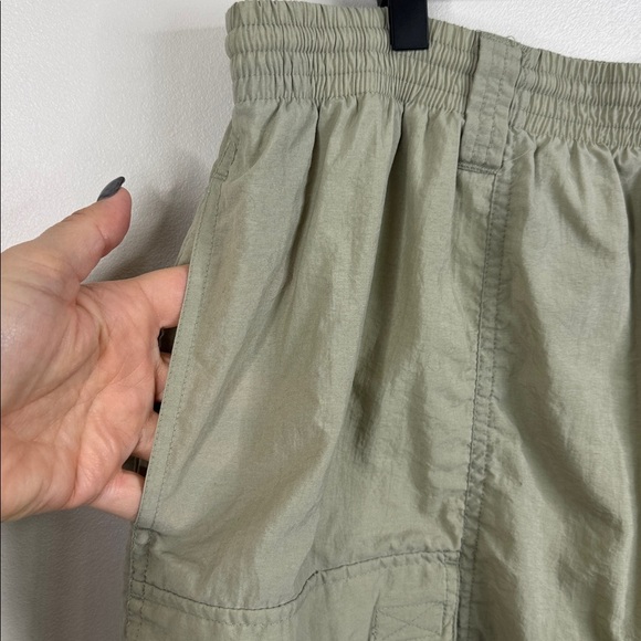 Columbia Men's Size XXL Green PFG Lightweight Hiking Shorts - Picture 3 of 6